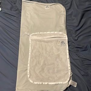 Ollie swaddle - The only swaddle you’ll ever need.